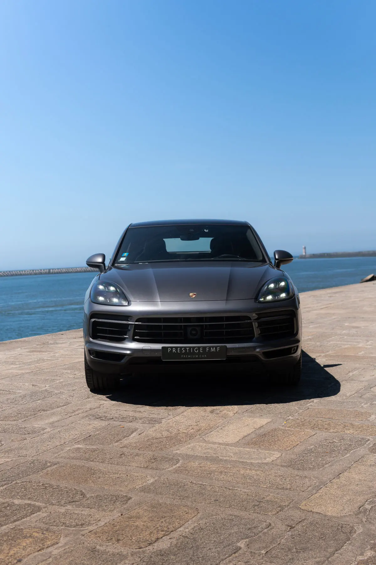 Porsche Cayenne Coupé E-Hybrid 2020, fotografia 2
