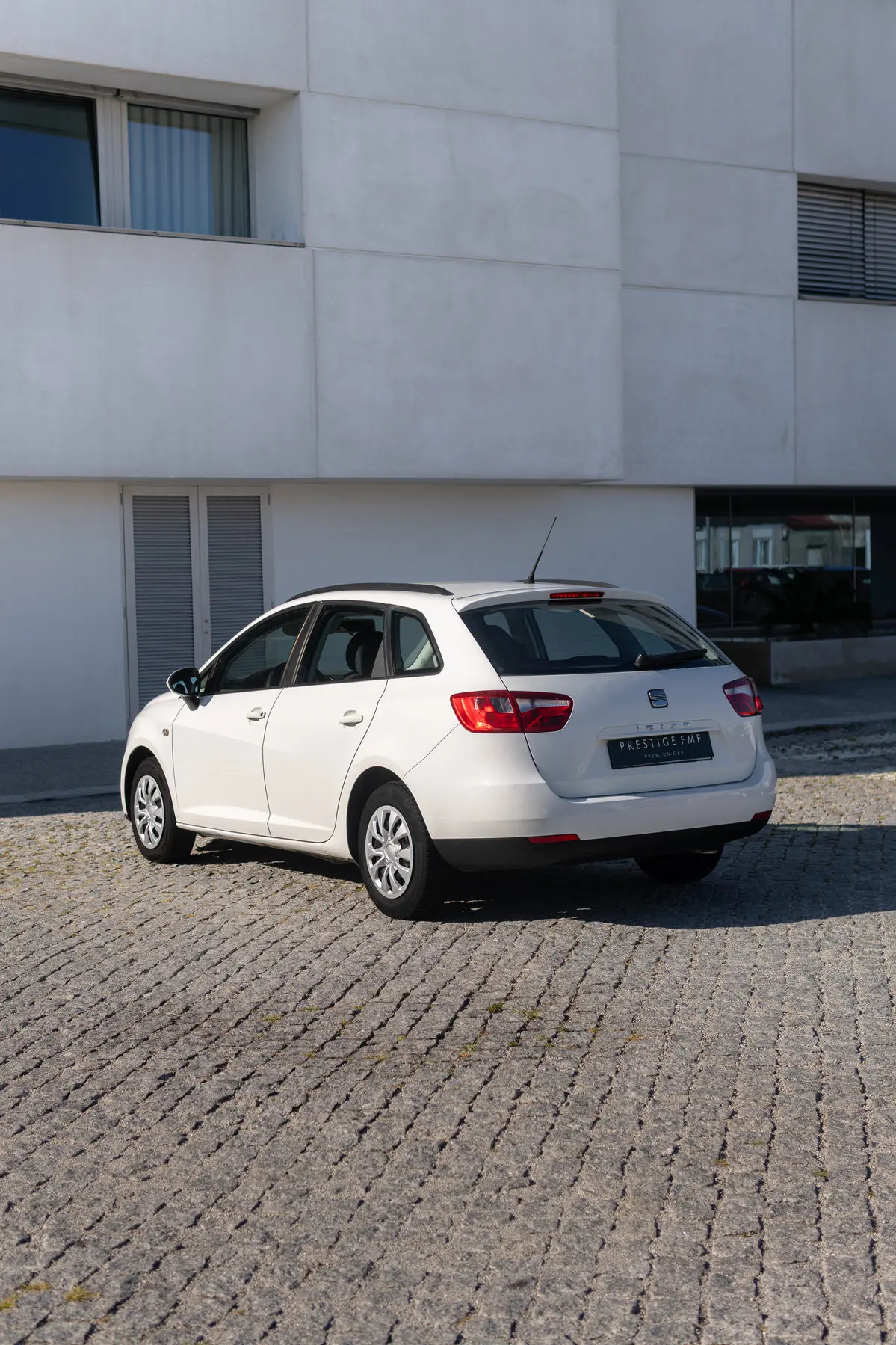 Seat Ibiza 1.6 TDI 2012, fotografia 4