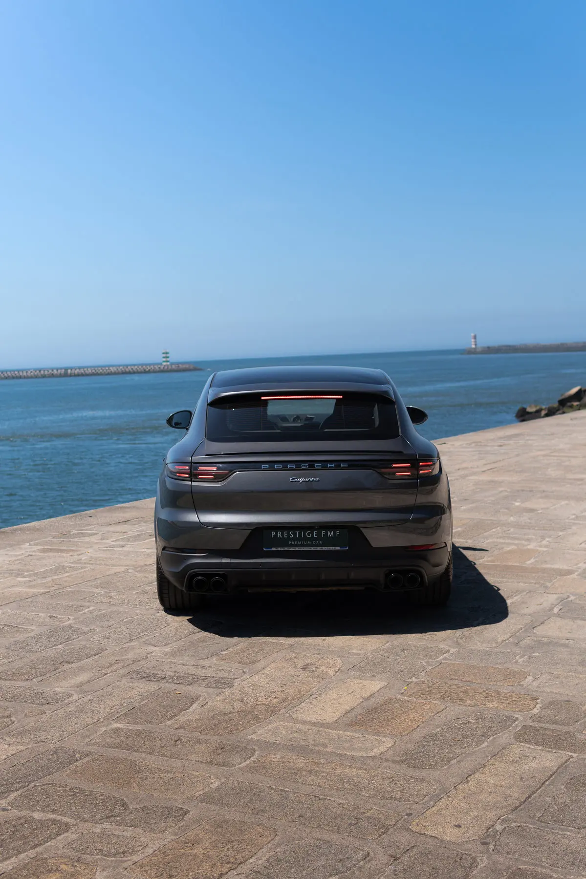 Porsche Cayenne Coupé E-Hybrid 2020, fotografia 5