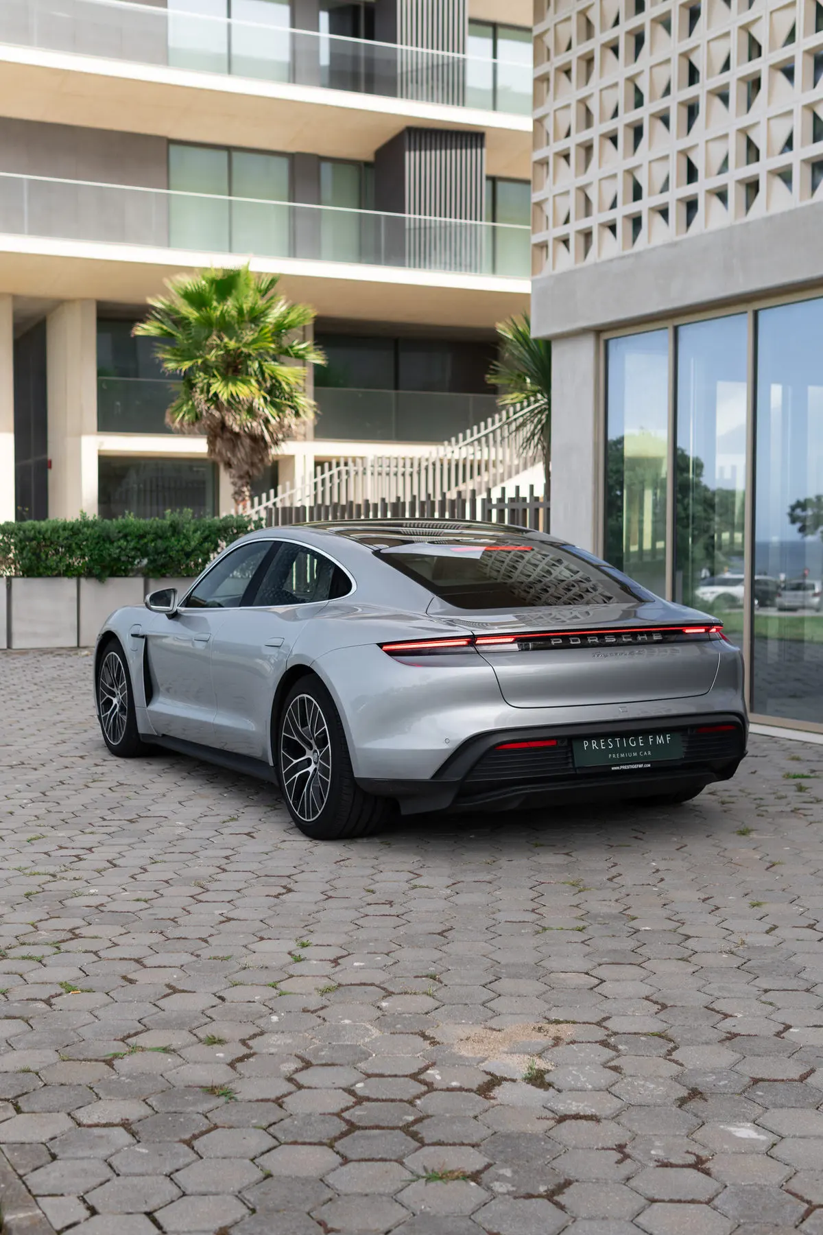 Porsche Taycan 4S 2025, fotografia 5