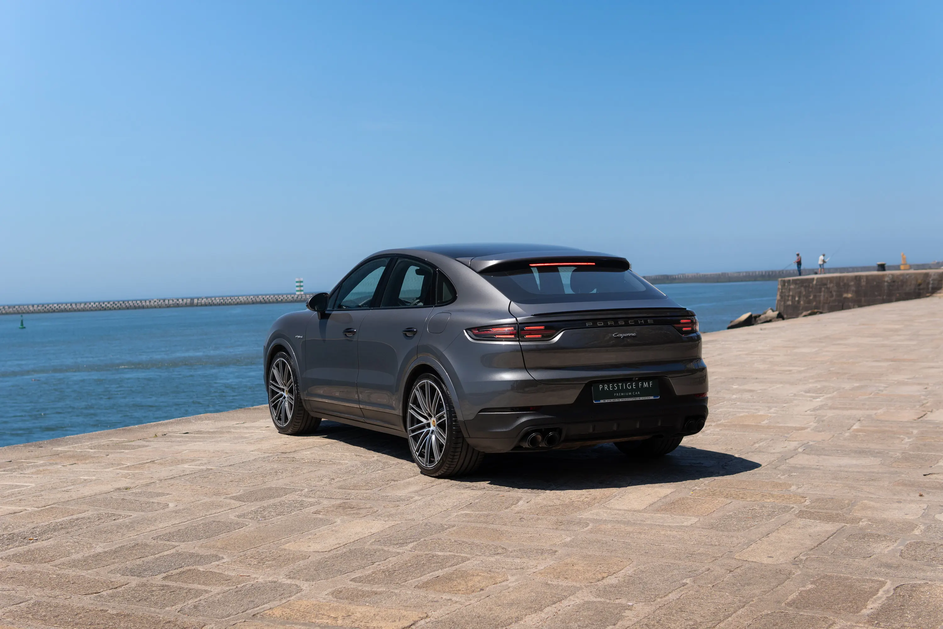 Porsche Cayenne Coupé E-Hybrid 2020, fotografia 6